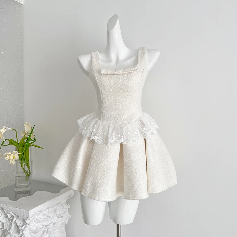 Autumn Winter Women High Quality Fragrant Coarse Woolen Dress Square Collar Sleeveless Tank Dress A-line White Dress with Lace