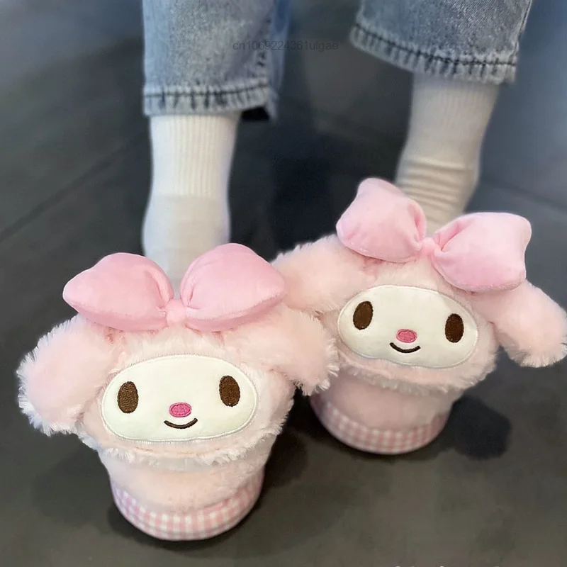 Sanrio, Мультяшные домашние туфли Hello Kitty Kuromi, плюшевая кукла, роскошный дизайн, плоская обувь, женские пушистые тапочки Y2k, милые домашние тапоч...