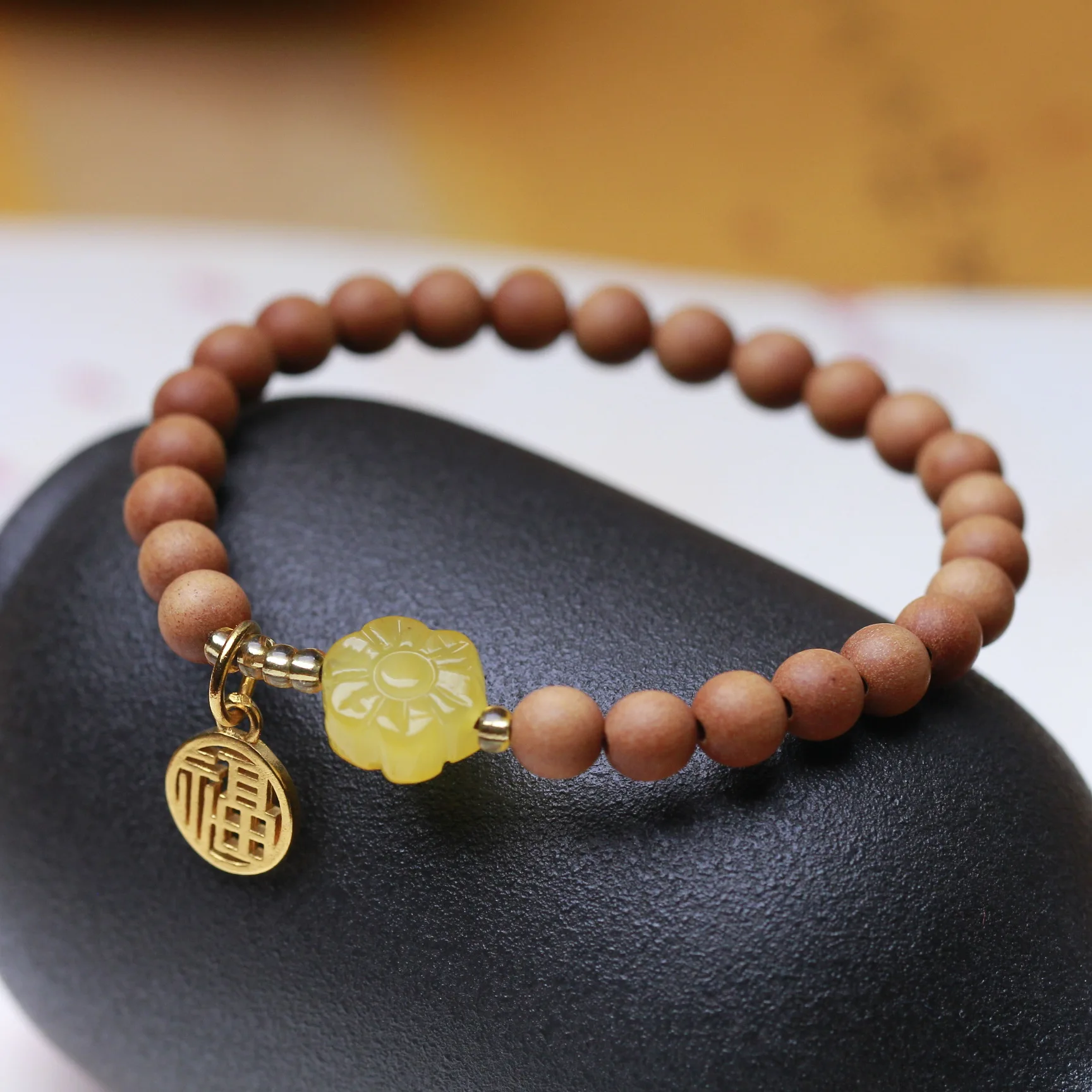 Sandalwood Bracelet with Amber Flower and Fortune Tag Pendant Unisex Vintage Single Loop Prayer Beads Gifts