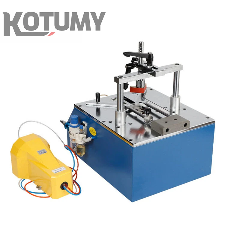 Bench-Top Type Picture Frame Underpinner 0.6-0.8 MPa Working Pressure Desktop Pneumatic Nail Angle Machine