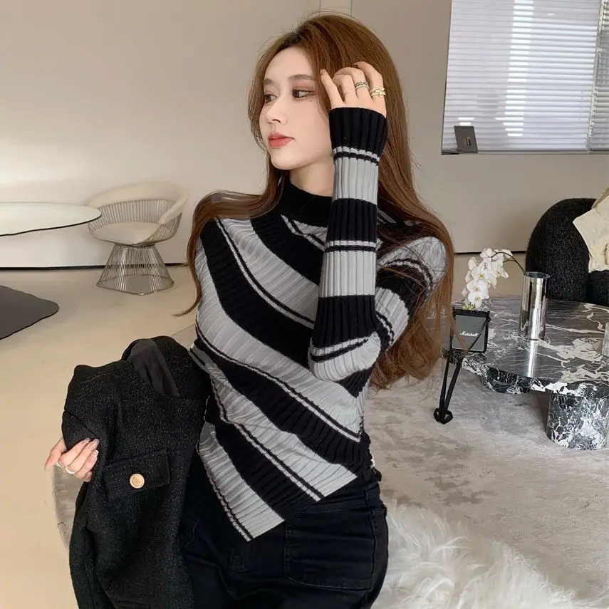 Unique Design Sense, Niche Knitted Top for Women in Winter, Half High Neck, Striped Pullover Sweater, Base Sweater