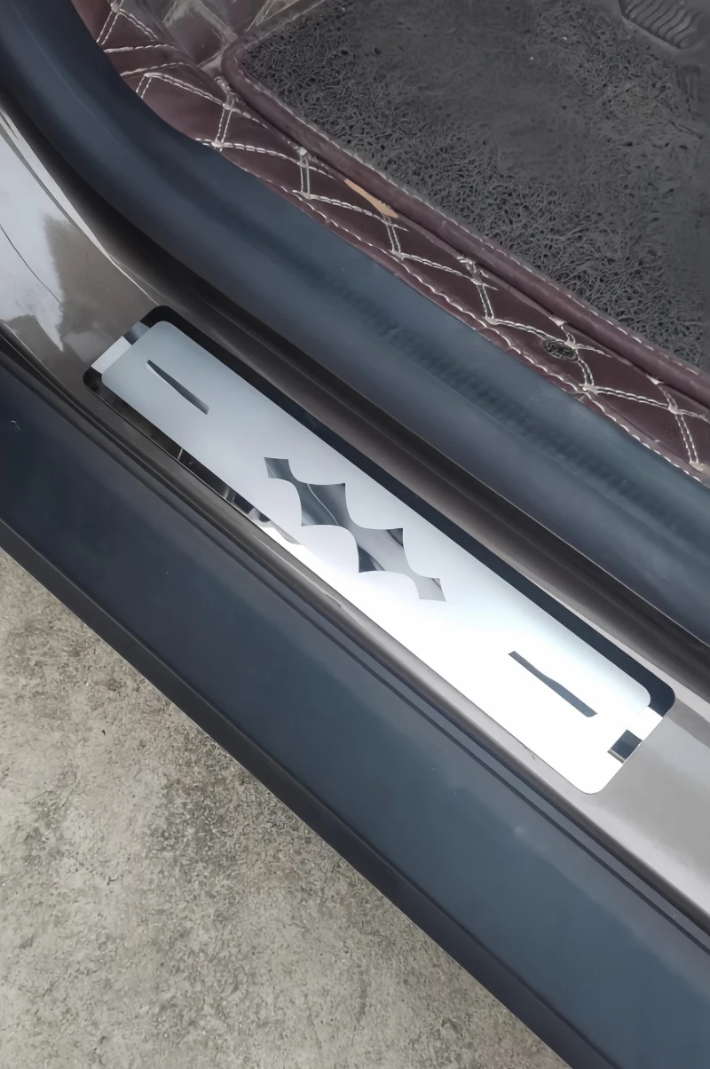 

Car Stainless Steel Door Sill Fit for BYD Leopard 5 2023-2025 Modified Auto Car Welcome Pedal Protection Plate Upgrade Parts