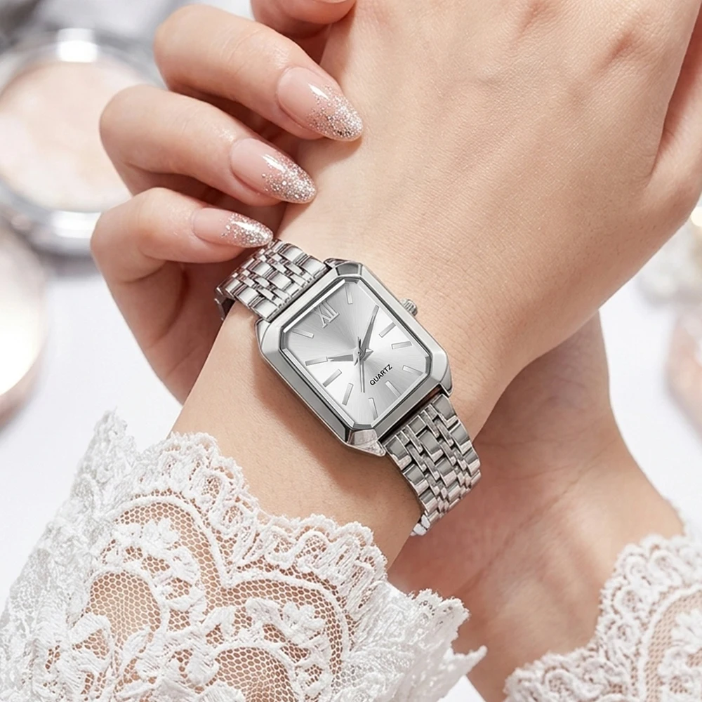 4Pcs/Set Unisex Jewelry Watches Women's Wristwatch Accessories Silver Trendy Fashionable Elegant Classic Exquisite Light Luxury Rhinestone Luxury Quartz Watch Set Y2K Suitable for Daily Outfits Perfect Holiday Gift view 5