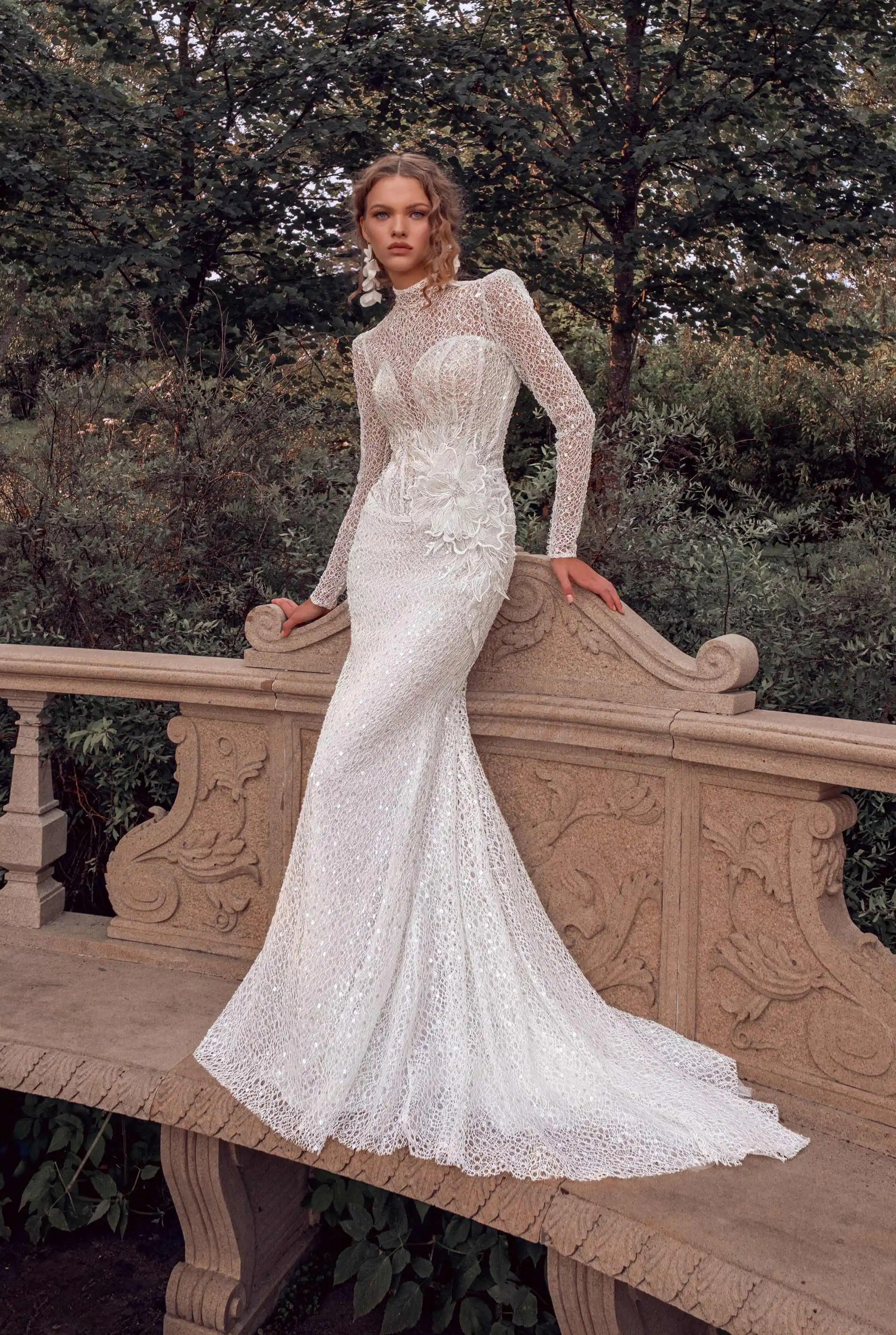 Elegant Mermaid Wedding Dress High Neck Sequin Lace Long Sleeve 3D Floral Applique Gown For Garden Bridal Ceremony Customized