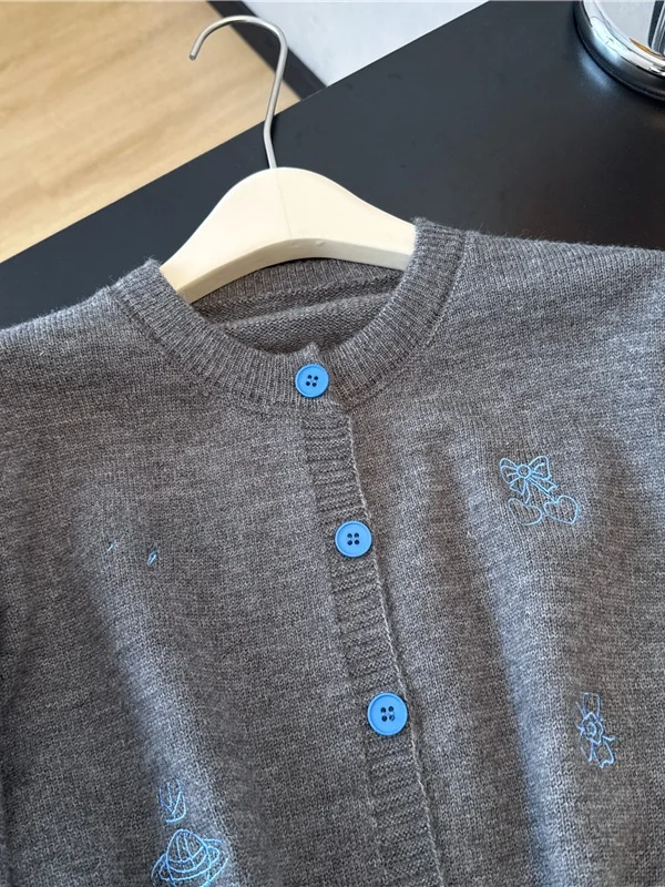 Korean Sle ey Cartoon Embroidered Soft Knitted Sweater Coat Women's Autumn Winter Casual Loose Slimming Versatile Sweater