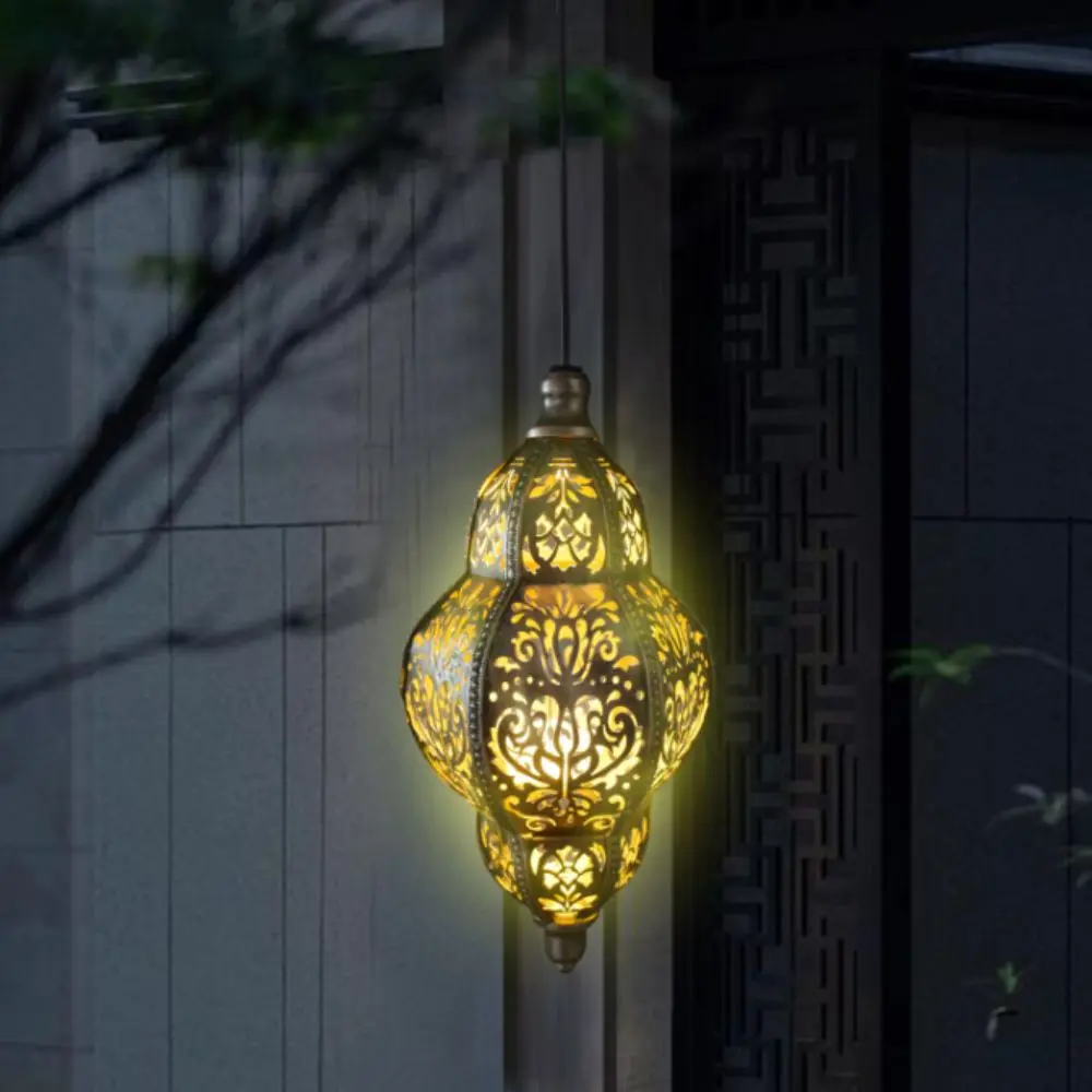 Solar Powered Solar Lantern Lithium Battery Waterproof Moroccan Lantern With Hook Hollowed-out Solar Lighting Wedding Decoration