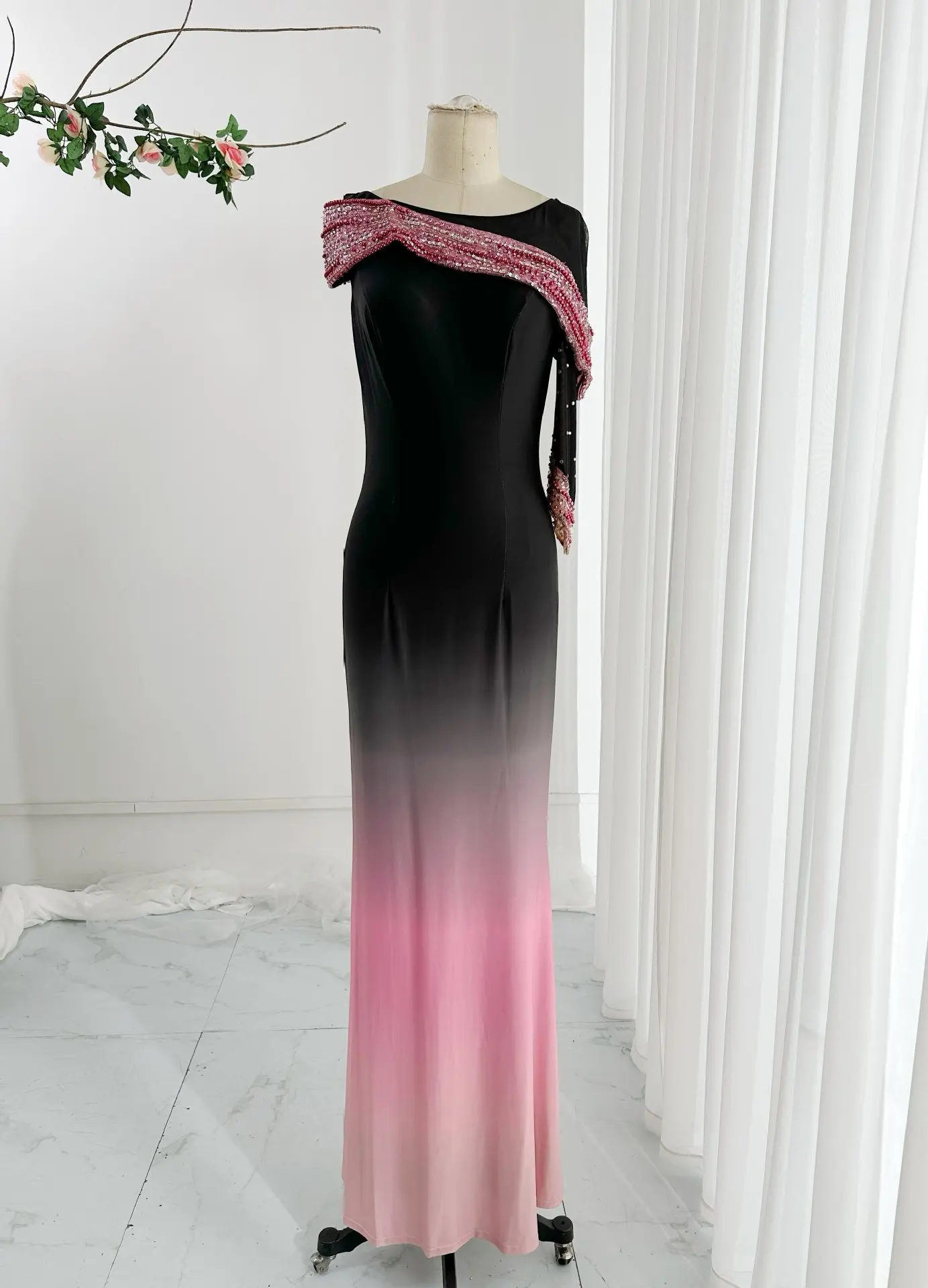 Black Elegant Long -Sleeved Gradient Colorful Slim Mermaid Showing Body Banquet Evening Dress Skirt M2243