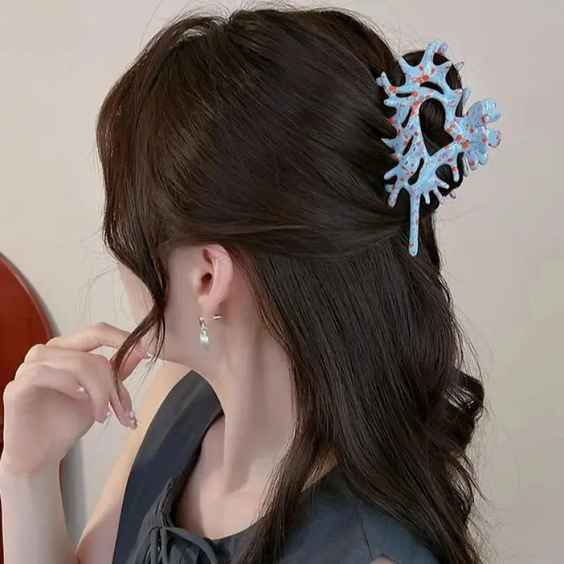 

Colorful Alien Conch Hair Claws For Women Girls Creativity Fashion Shark Clips Summer Tourism Vacation Jewerly Accessories