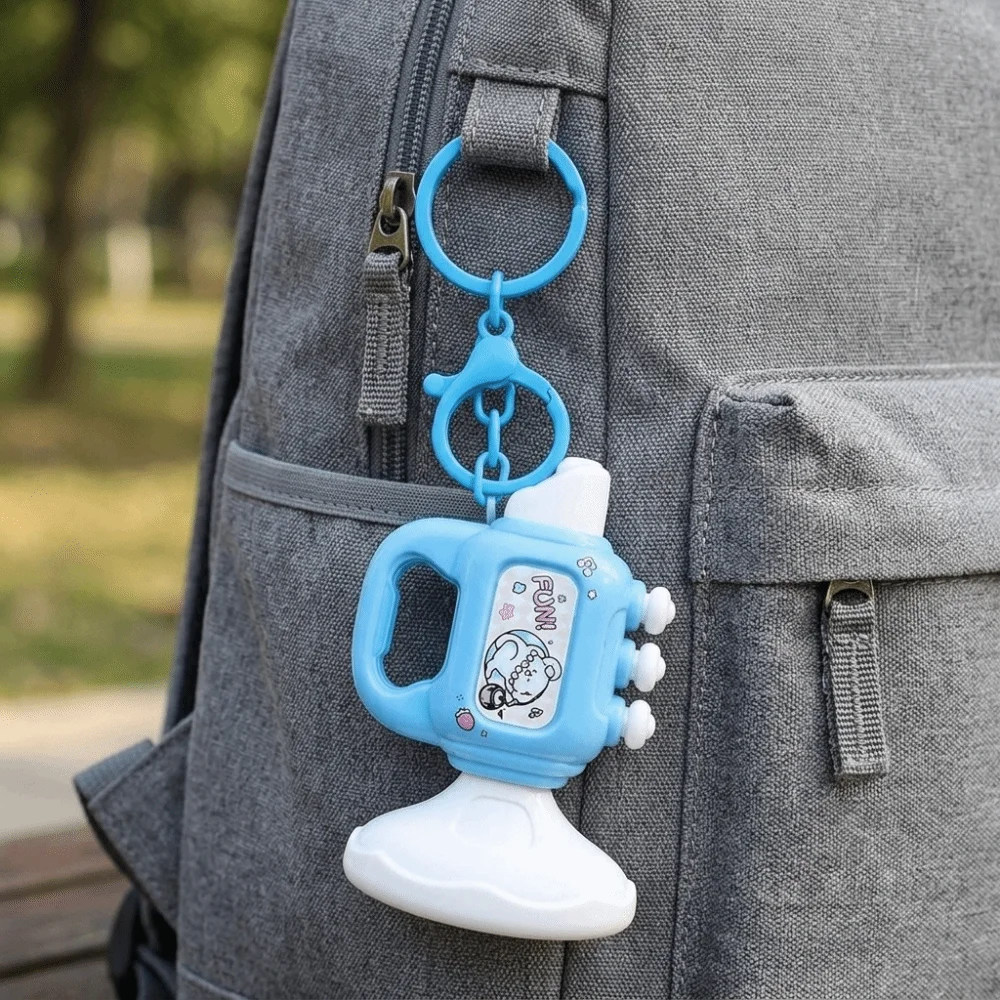 Unique Funny Trumpet Keychain Mini Can Be Blown Hanging Bag Charm Portable Plastic Playable Keychain Party Favor