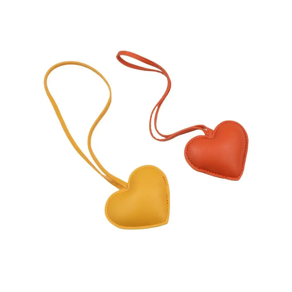 Multi-color PU Leather Heart Keychain Car Keyring Love PU Leather Hanger Fashion Cartoon Bag Pendant Bag Ornament