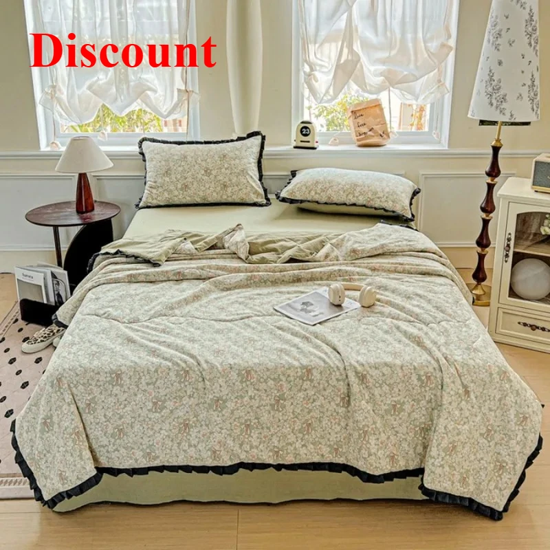 Wrinkled yarn Xia Liang quilt air conditioner quilt summer student dormitory home kapok Hepburn wind lace summer quilt