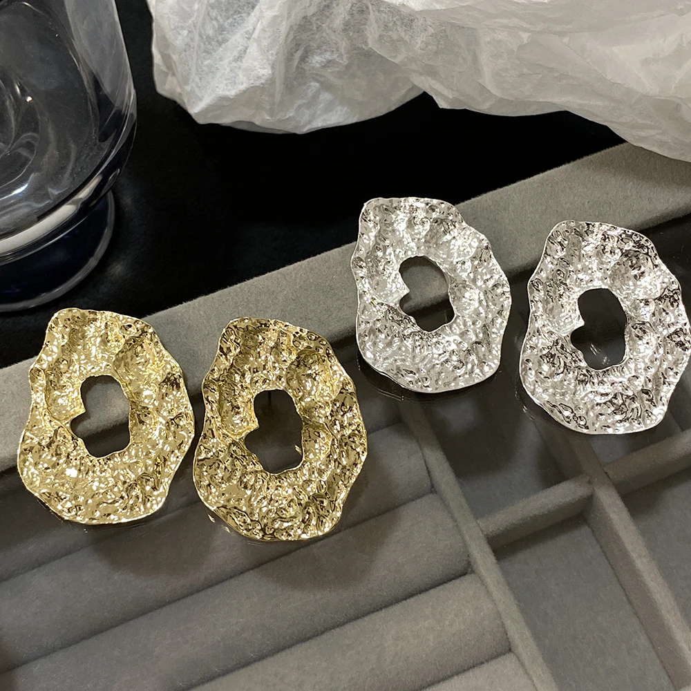 

Freetry Exquisite Irregular Wrinkle Stud Earrings for Women Vintage Gold Color Plated Geometric Earrings Wedding Banquet Jewelry