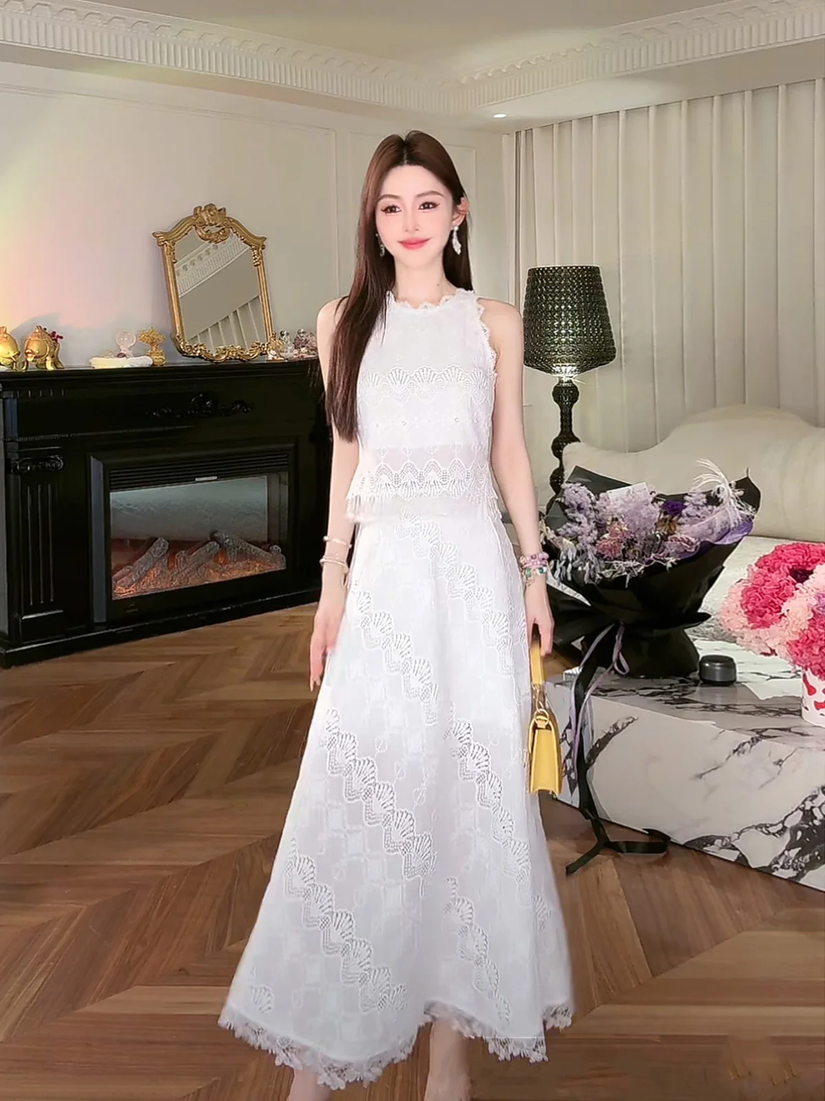 

XiaoXiao Yu Embroidered Hollow out Sculpture Cotton 00 Vest Skirt Set Women's Faion Ele Sle Spring Autumn Wear