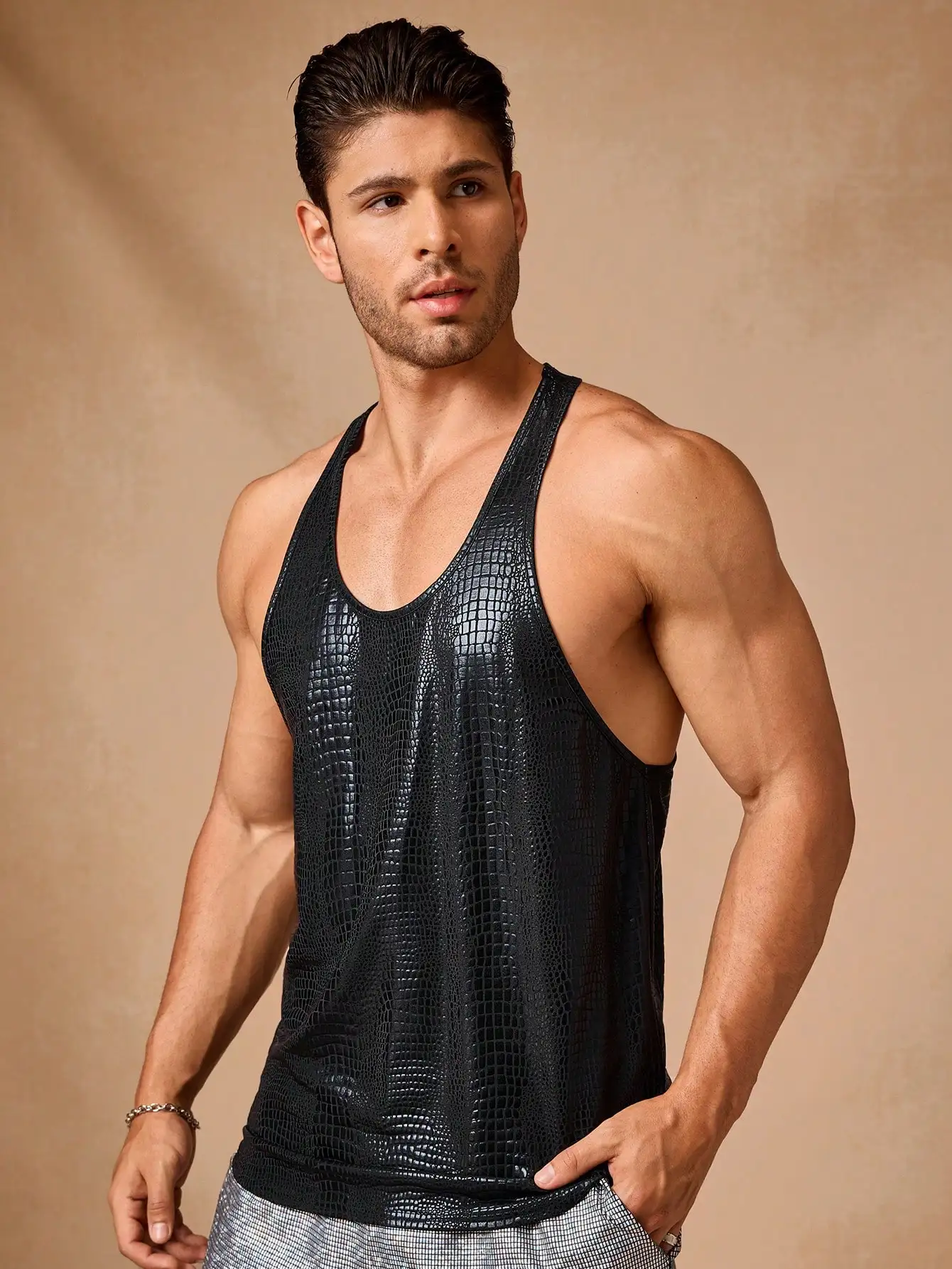 

Мужская черная майка без рукавов с текстурой под крокодила, свободного кроя для повседневной носки и занятий спортом