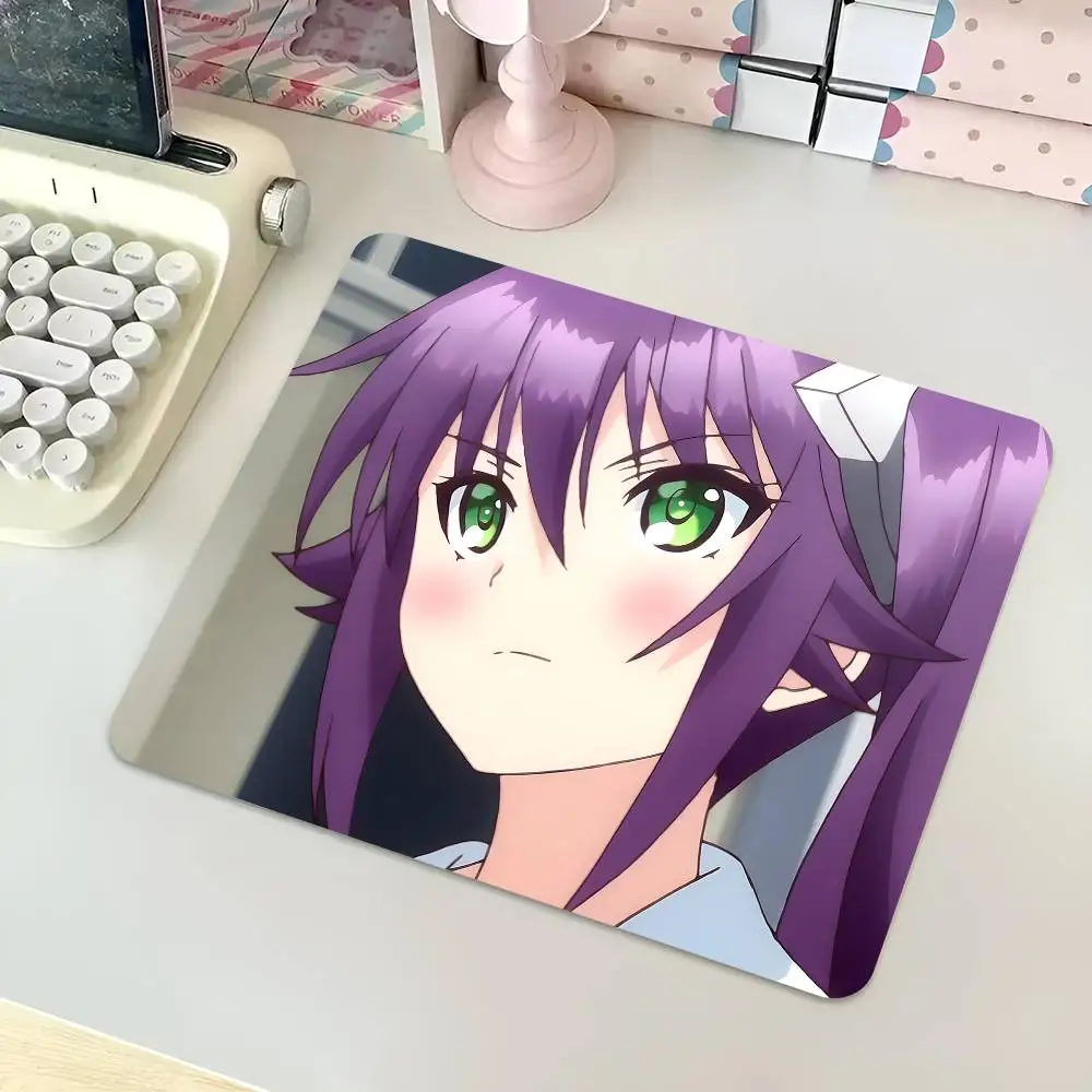 Sagiri Ameno Mousepad Small LockEdge Mouse Pad For Gamers Computer Desk Pad Rectangular Anti-slip Rubber