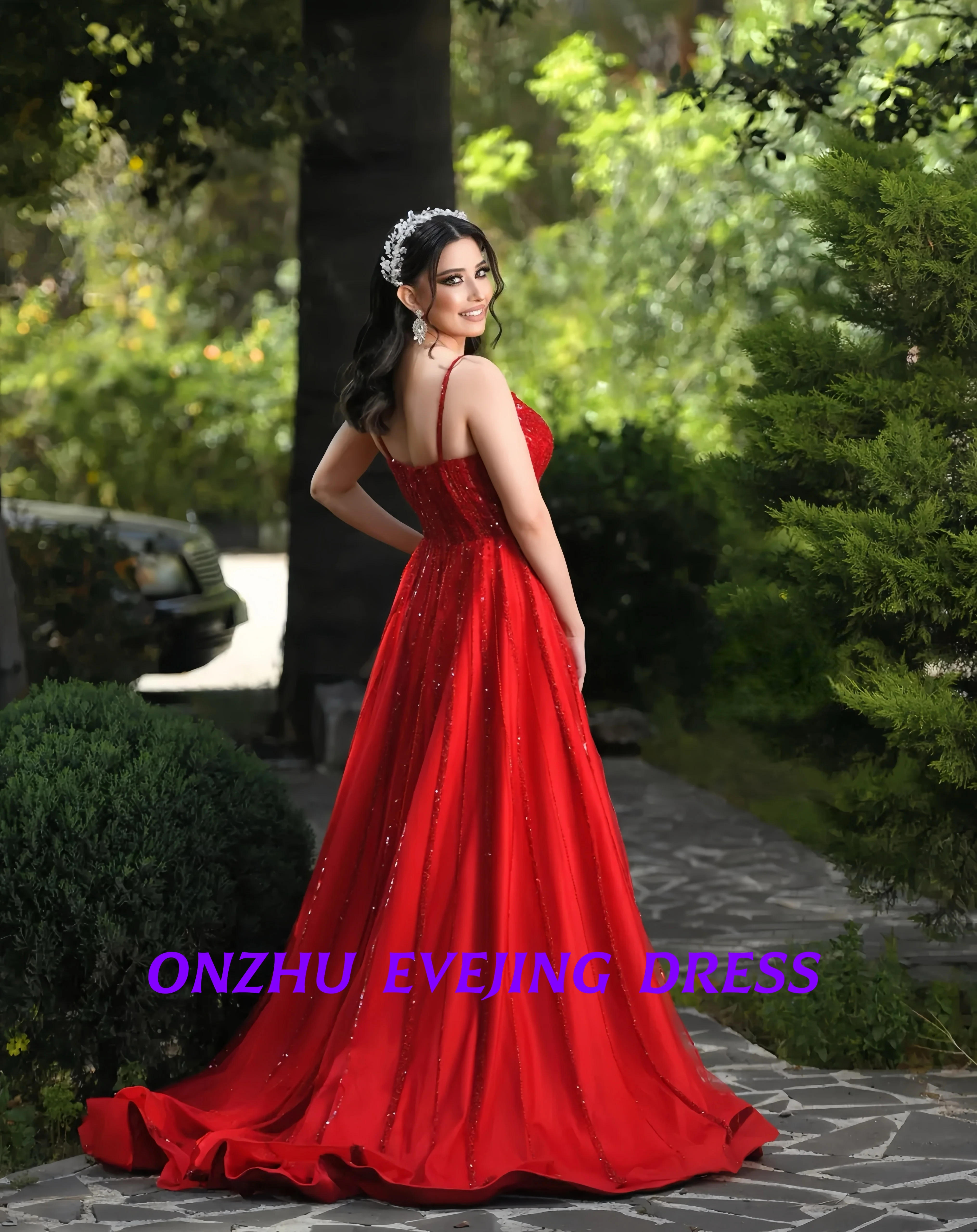 فساتين سهرة نسائية رائعة مخصصة برقبة على شكل حرف V بدون أكمام على شكل حرف A للمناسبات الخاصة