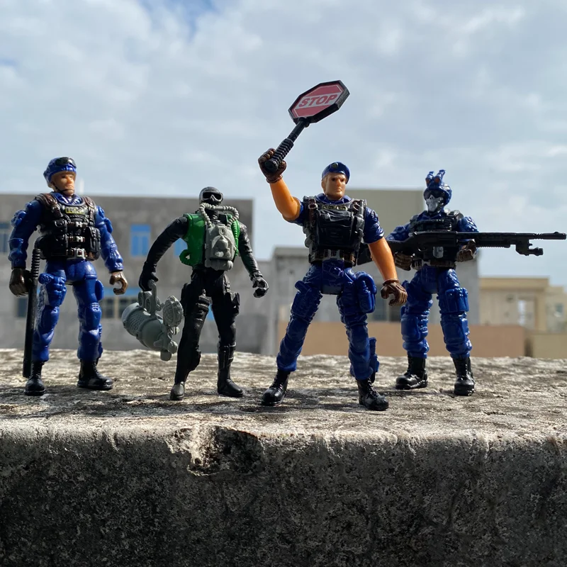 4PC 1/18 Figurki akcji Armia Policja Mężczyźni Zabawka Żołnierz Wojskowy Siły Specjalne Elitarny Zespół SWAT Strażak Elastyczny Prezent dla chłopca strażaka