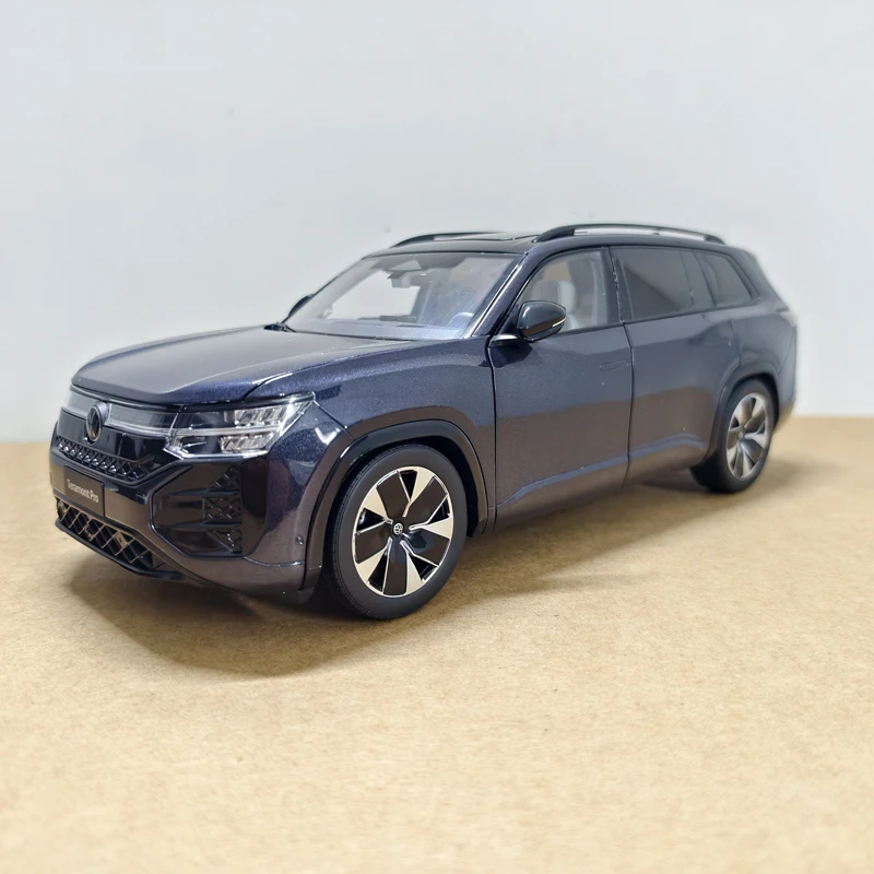 

Diecast 1:18 Scale SAIC VW Teramont Pro 2025 Alloy Car Model Collectible Toy Gift Souvenir Display Ornament