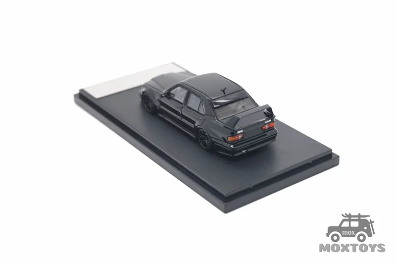HKM 1:64 190E W201 2.5-16 Evo II Restmod Gloss Black Limited999 Diecast نموذج سيارة هدية