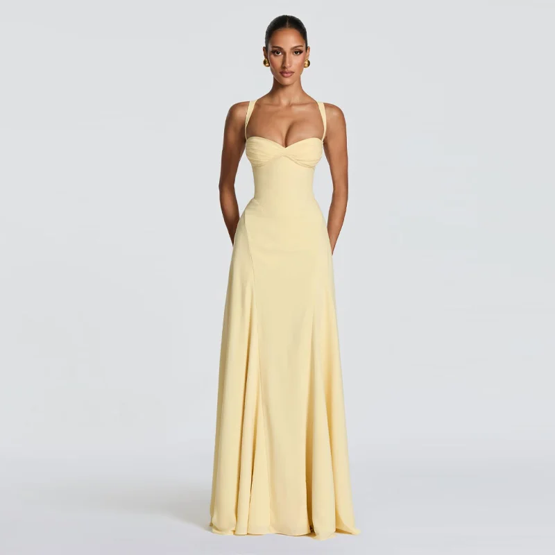 Robe longue jaune froncée à la poitrine avec dos croisé et lacets, fluide, longueur ras du sol, pour