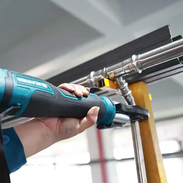 

Propress Plumbing Tool MP-1930 Cordless Battery Operated PEX Power Press Tool 18V 2.0Ah 30mm Stroke