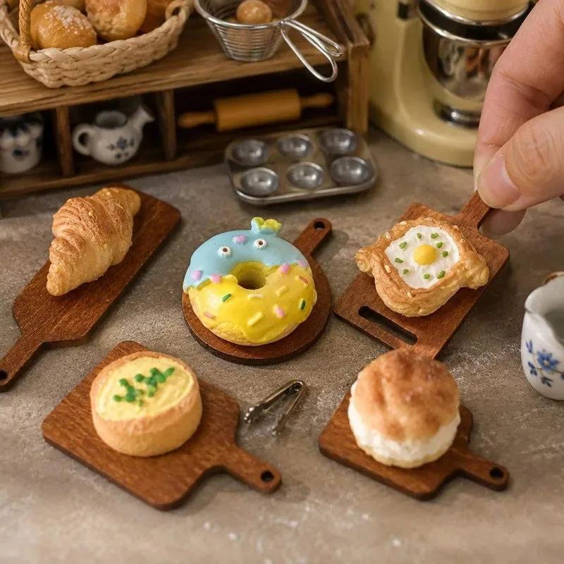 200/20x Mini Chopping Board Round Square Doll House Simulation Bread Dessert Plate Kitchen Decor DIY Handmade Tableware Supplies