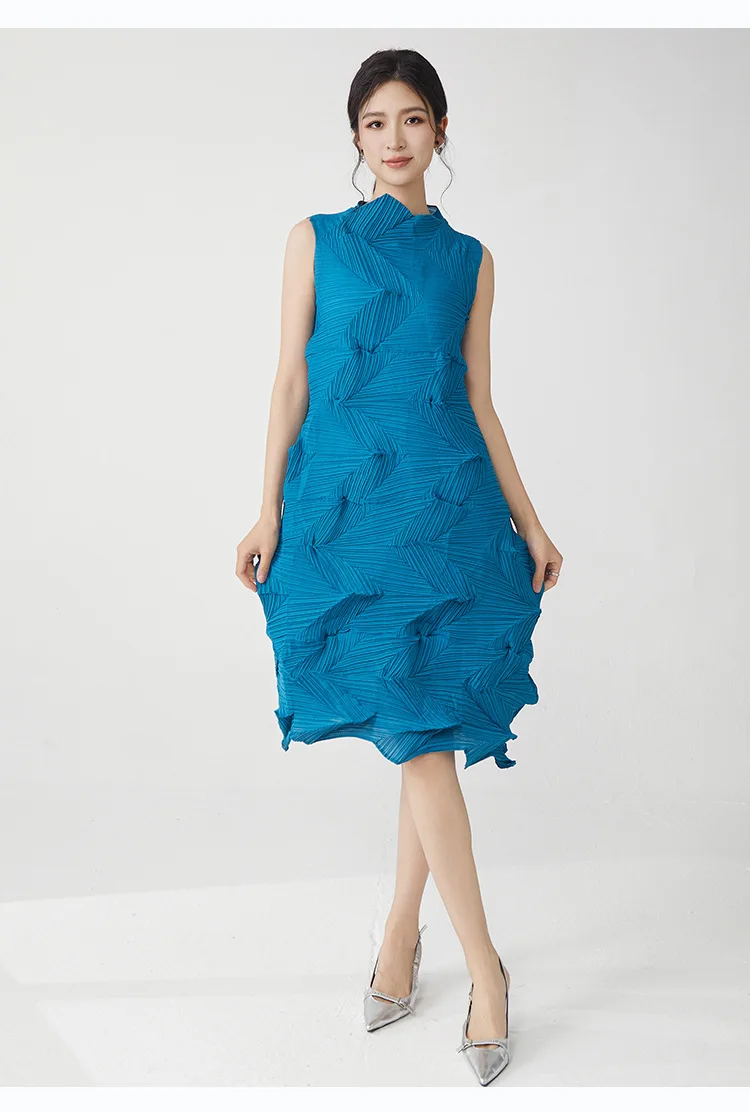 Miyake Plissierter Einfarbiger Rock 2025 Sommer Neues Kleid Elegantes Ärmelloses Loses Vielseitiges Midikleid – Detail 14