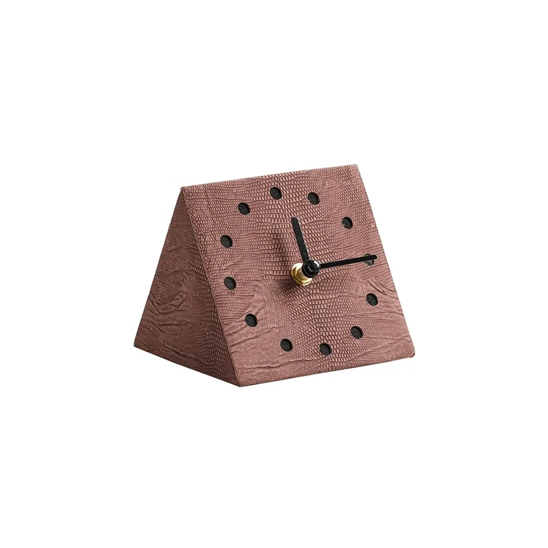 Luxury Home Decorative Table Clock Wooden Crafts Geometric Triangle Decorative Table Clock