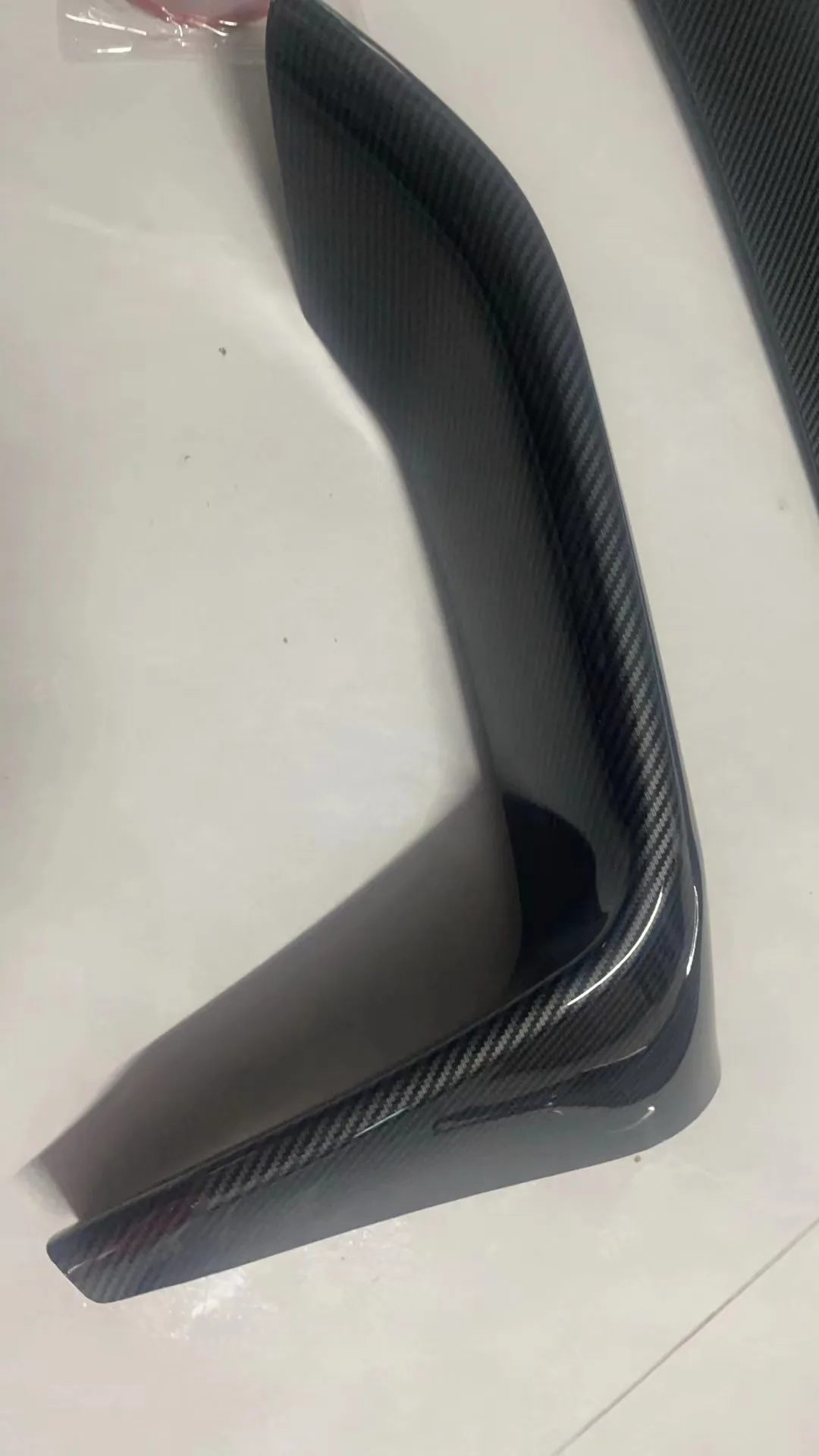 المصد الأمامي سبويلر شفاه بليد لسيارات BMW F80 M3 F83 F82 M4 2015-2020 الجانب السفلي تنفيس الهواء غطاء محرك السيارة الفاصل عدة المئزر المحيطي