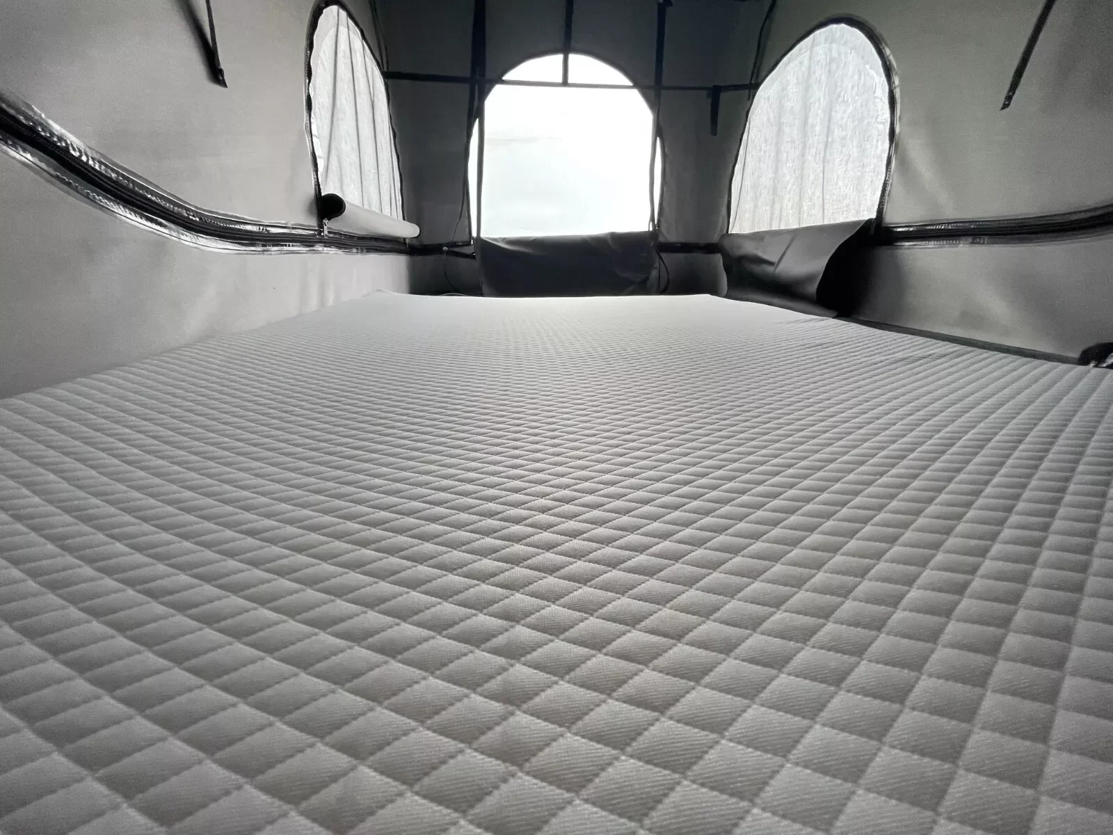 

Portable Pop Top Roof Bed Memory Foam Topper for Campervan, Zipped Quilted Protective Cover, Travel Comfort