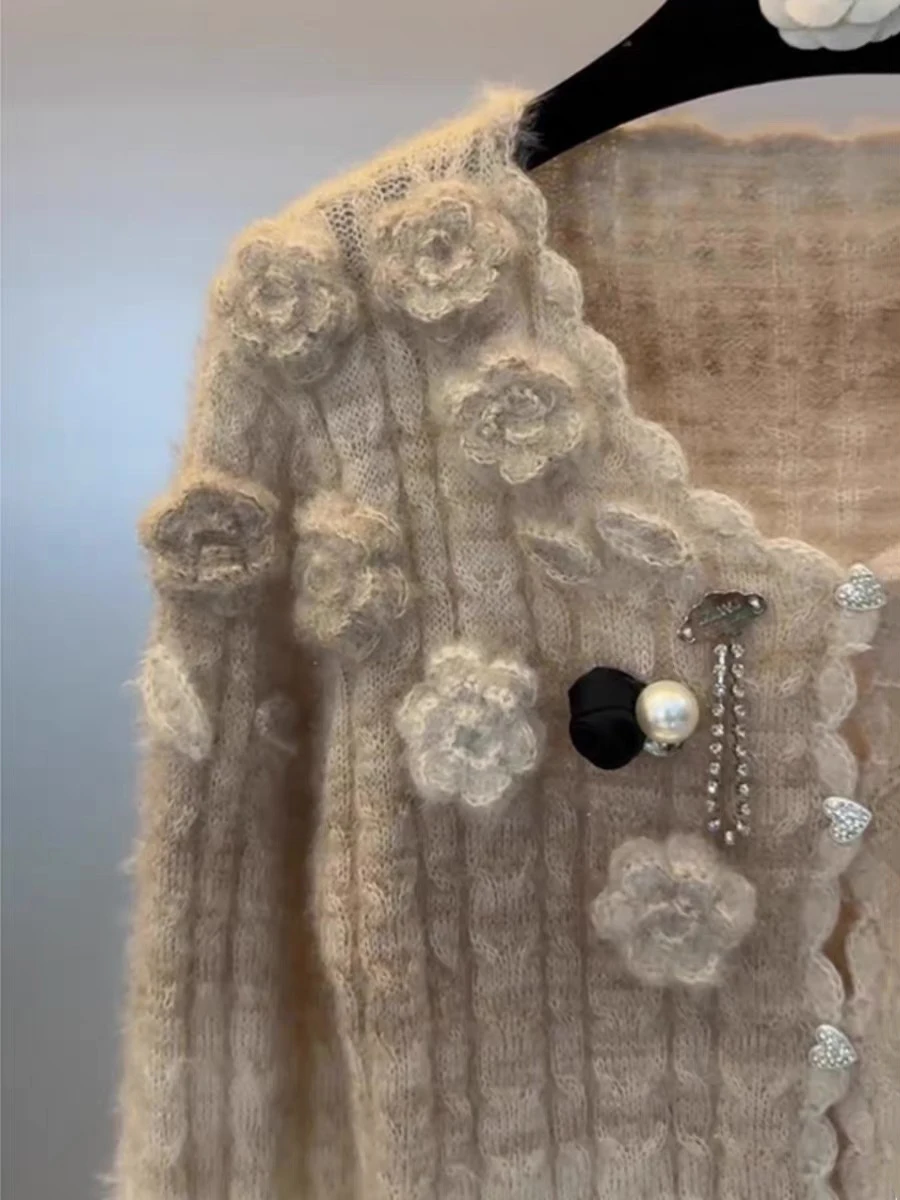 Luxury Designer Brand Mohair Knitted Cropped Cardigan for Women Long Sleeve 3D Flower Twists Short Y2K Sweater Coat C-125