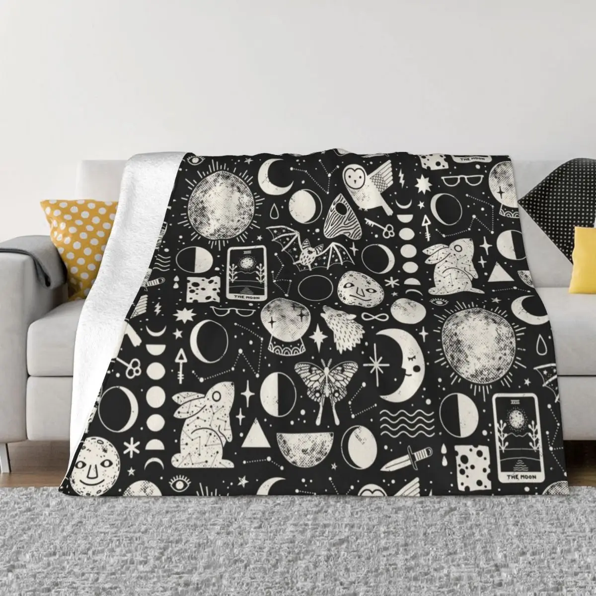 Lunar Pattern: Eclipse Throw Blanket Bed covers Decorative Beds Extra Large Throw Blankets