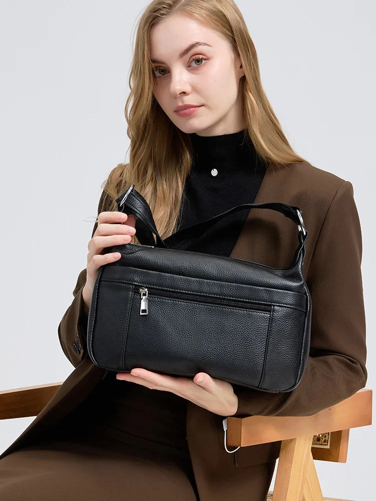 

Fashion Leather Women Bag 2026 New Simple Classic Mum Bag Temperament Cowhide Shoulder Bag Fashion Large Capacity Women Bag