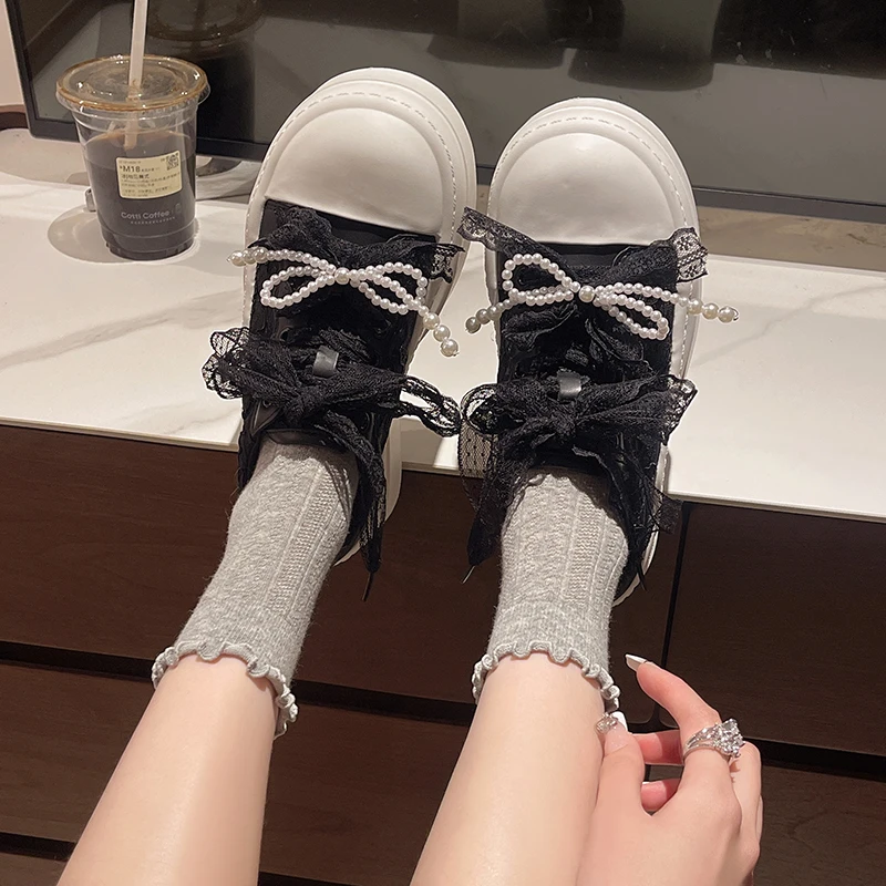 Scarpe singole quattro stagioni Moda donna Testa tonda Splicing Lace Front Lace-up Piattaforma impermeabile Scarpe basse antiscivolo