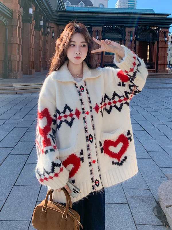 

Корейский вязаный кардиган с сердечками для женщин, осенне-зимний, новый, маленький размер, открытый, теплый, утолщенный, свободный крой