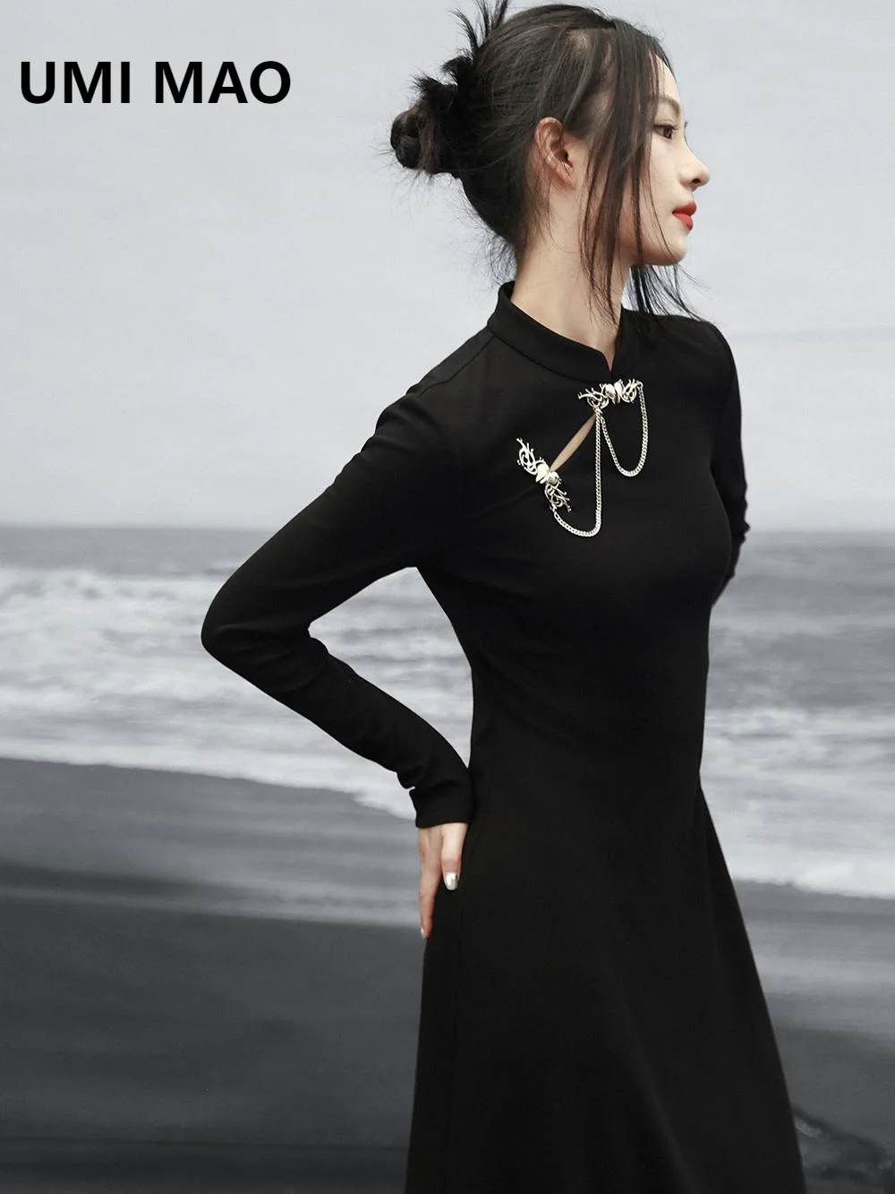 UMI MAO Dark Slimming Knitted Dress For Women Autumn Winter New Style Interior Can Be Worn As A Single Long Dress Femme