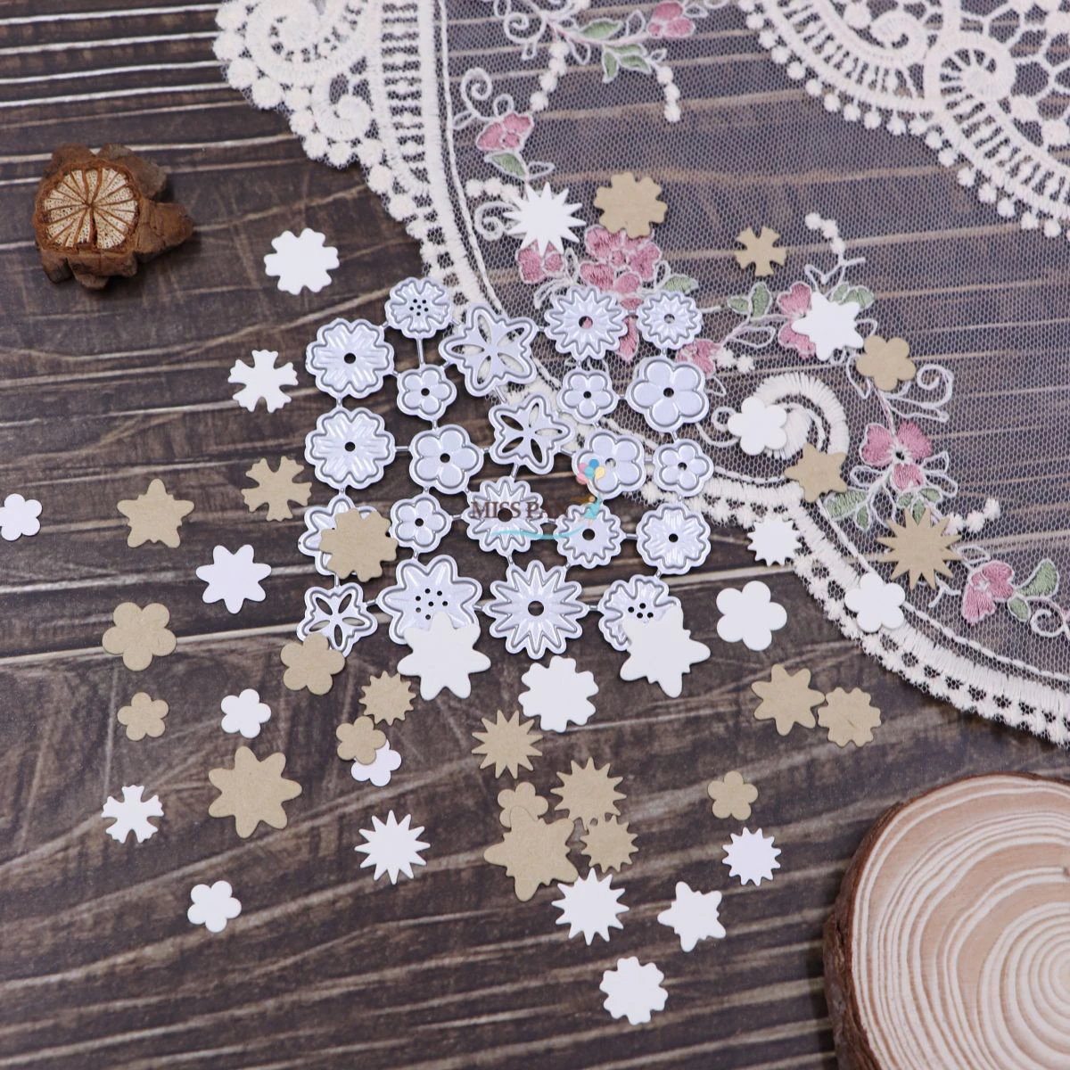 Small Petal Flower Metal Dies Cutting for Scrapbooking Embossing DIY Manual Photo Album Decor Knife Mold 2023 New Craft Stencils