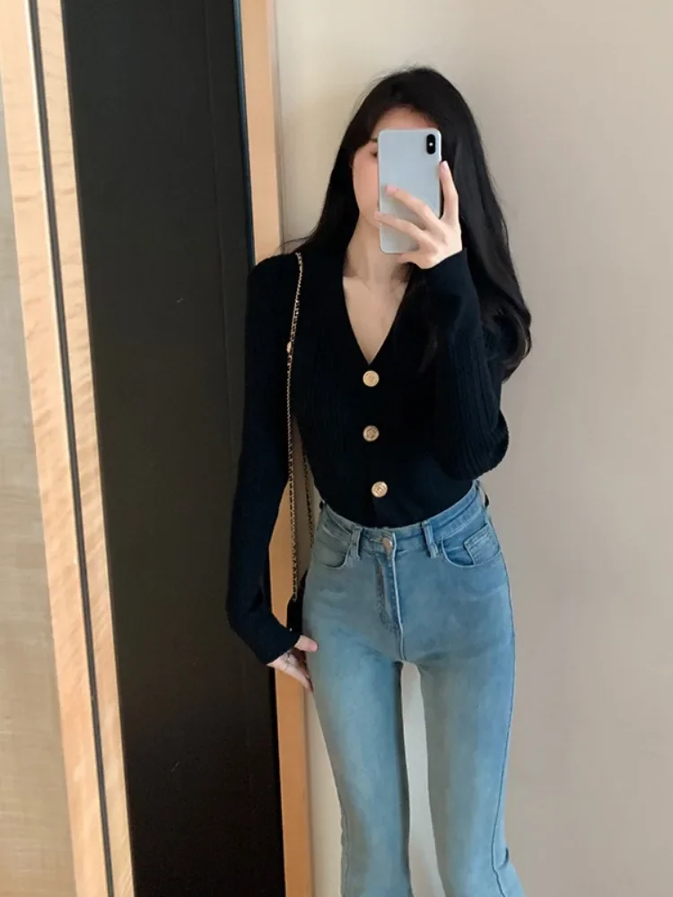 

Vintage Knitting Cardigan Jackets for Women 2023 Ropa Mujer Korean Fashion Pull Femme V-neck Sweet Button Cropped Sweater Tops