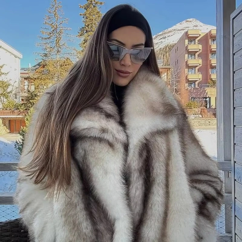 2026 Winter Exclusive Striped Faux Fur Jacket Women Overcoat Brand Blogger Fashion Fluffy Fox Fur Collar Coat Outerwear