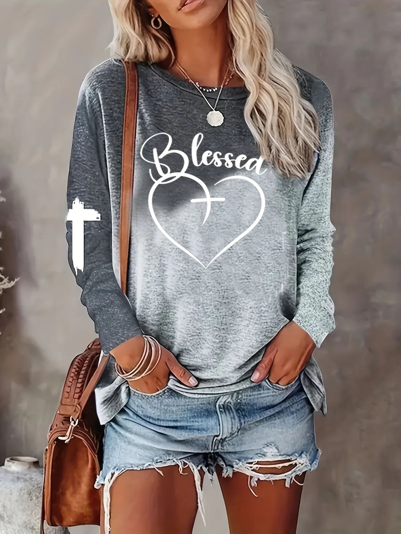 2024 New Heart & Letter Print Women\'s T-shirt Graphic Shirts Long Sleeve Blouse Crop Top Plus Size Women\'s Clothing Female
