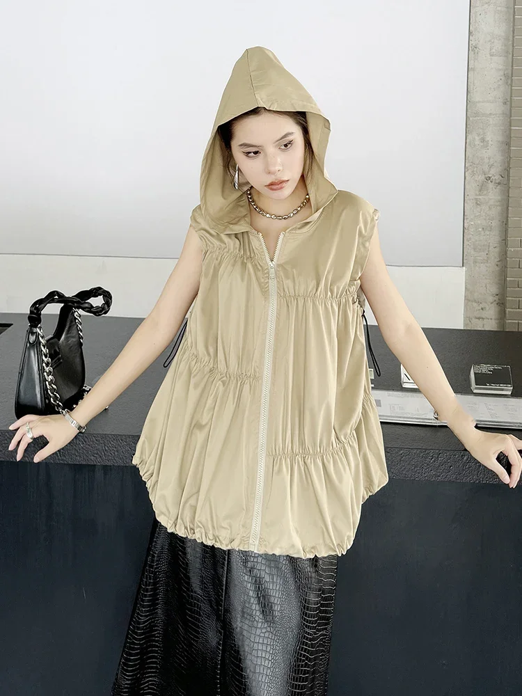 XITAO Irregular Folds Hooded Vests Solid Color Casual Fashion Loose Sleeveless Top 2024 Summer New Simplicity Women Vests ZY8870