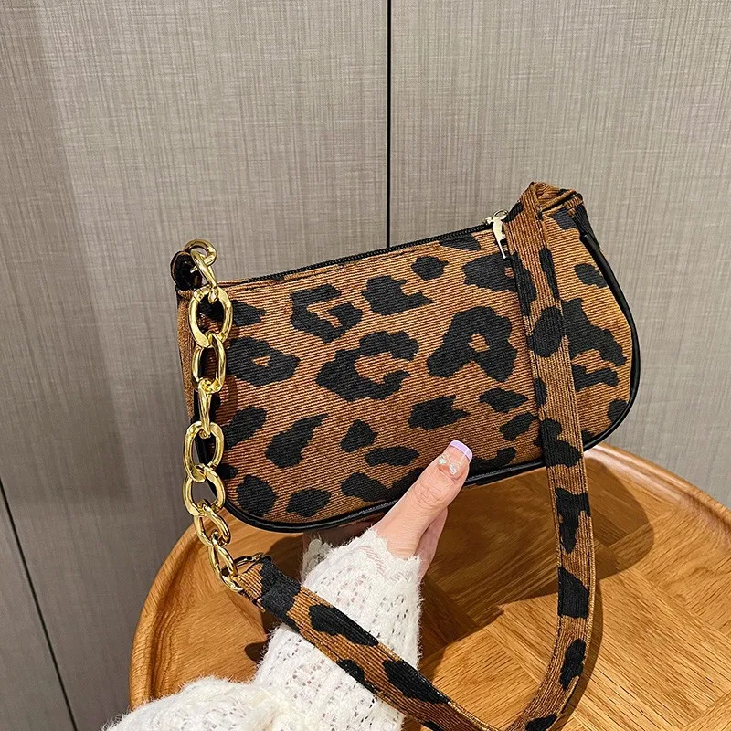 Bolso De mano Vintage con cadena para Mujer, bolsa De hombro con estampado De leopardo De felpa, De diseñador De lujo, para uso diario, 2024