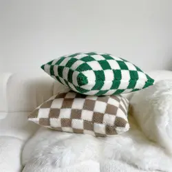 Lamb Fleece Checkerboard Pillow Cushion Cover Soft Waxy Plush Retro Plaid Sofa Throw Pillowcase Lumbar Pillow Cover Room Decor