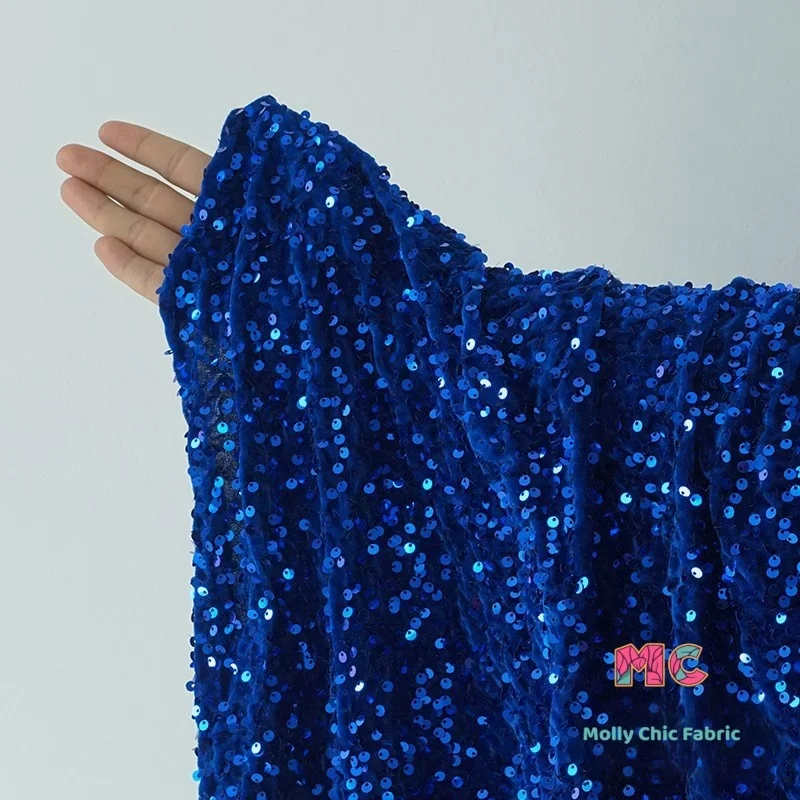 Vestido de mujer cosido de tela bordada con lentejuelas de colores de terciopelo multicolor de 5mm con tela elástica