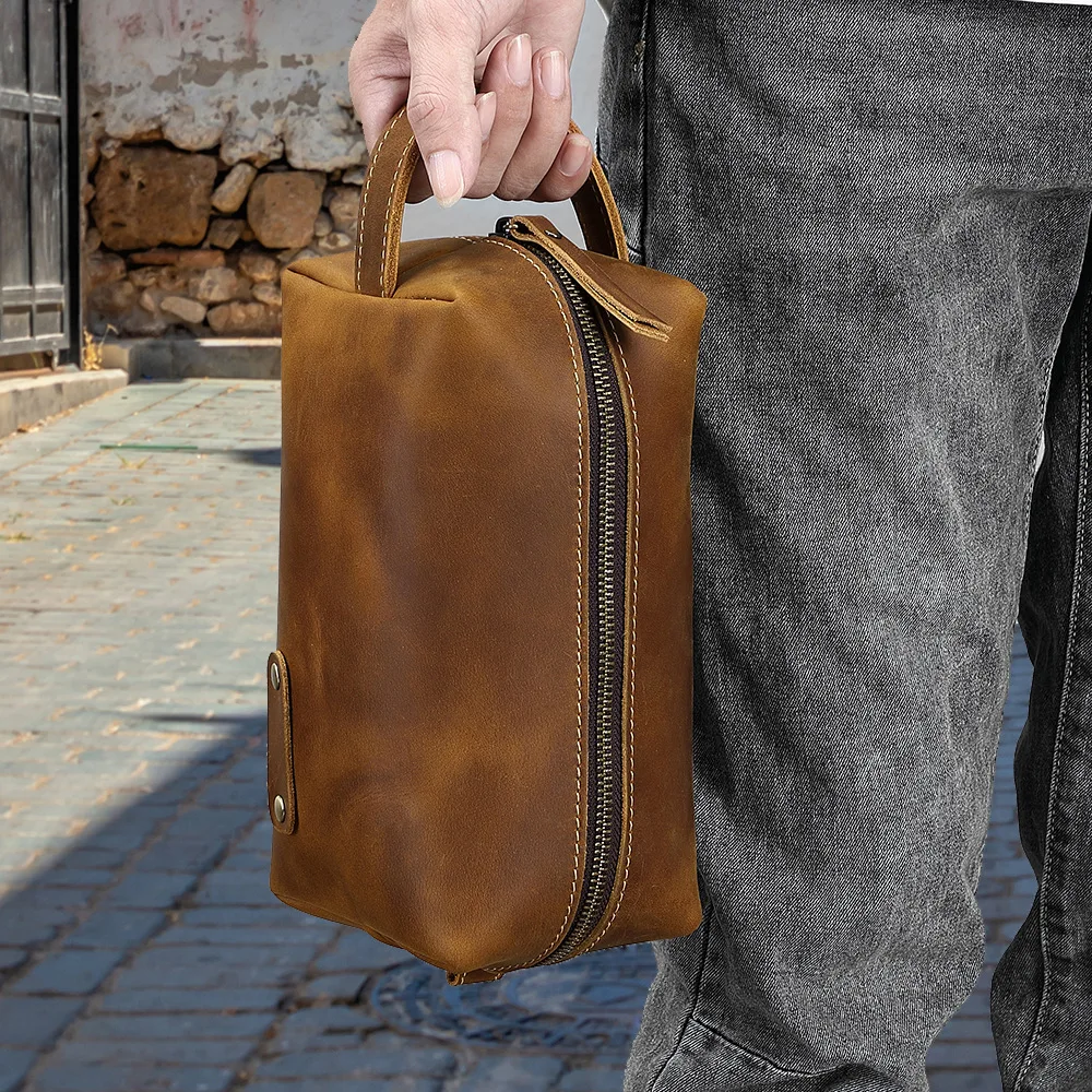 Genuine leather toiletry bag, cowhide storage bag, retro men's hand-held wear-resistant and waterproof cosmetic bag