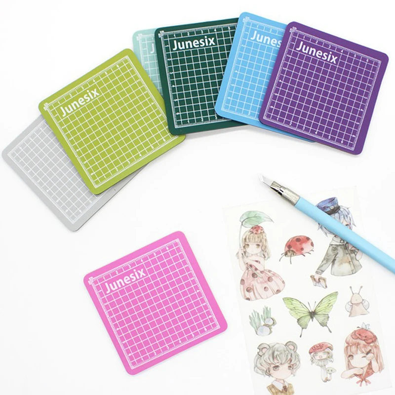 

Cutting Mat 1PC Colorful Mini Model Engraving Pad Art Supplies Stationery School Supplies 8*8cm for Art Supplies School Tools
