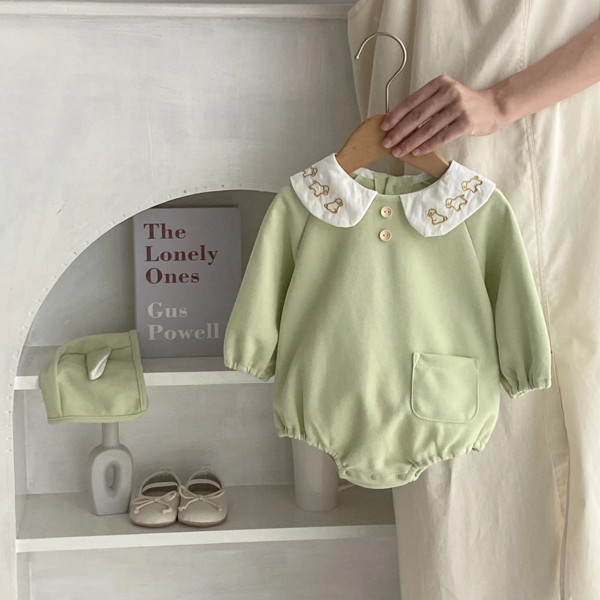 New Baby Girl Spring and Autumn Clothing New Baby Cute Solid Color jumpsuit Female Baby Triangle jumpsuit Long sleeved