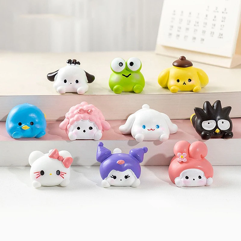 Kitty Figures Sanrio Lie Down Action Figure My Melody Pom Pom Purin Tuxedosam Xo Kawaii Mini Gifts Model Toy for Kids