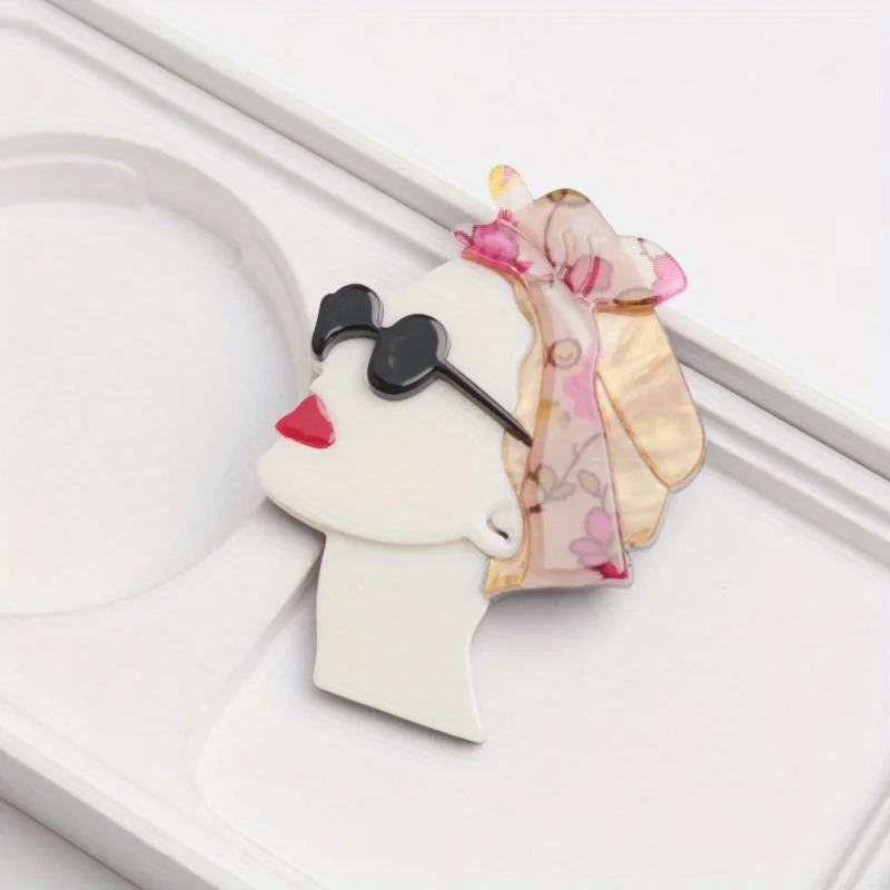 Creative Design Acrylic Brooch Cute Girl Accessories Pendant Pin Accessories Garment Bag Accessories