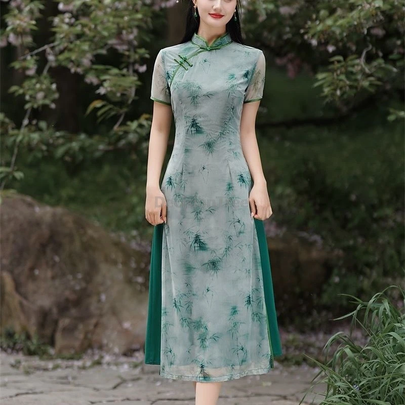 فستان تشيباو للسيدات بمزاج كلاسيكي لعام 2025 على الطراز الصيني بتصميم كلاسيكي أنيق مطبوع من تشيباو نمط شبابي محسّن فيتنام آو داي